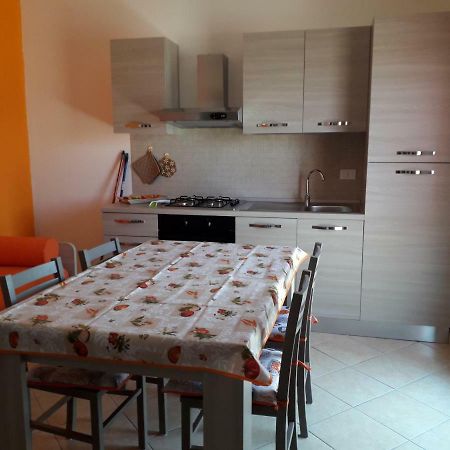 Ferienwohnung Domus Pandora Tanaunella Exterior foto