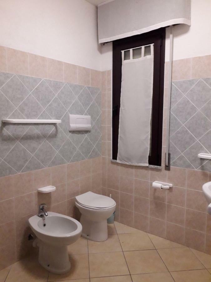 Ferienwohnung Domus Pandora Tanaunella Exterior foto